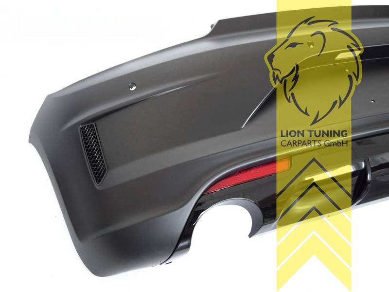 Side detail of primed rear bumper for Volkswagen Scirocco 3