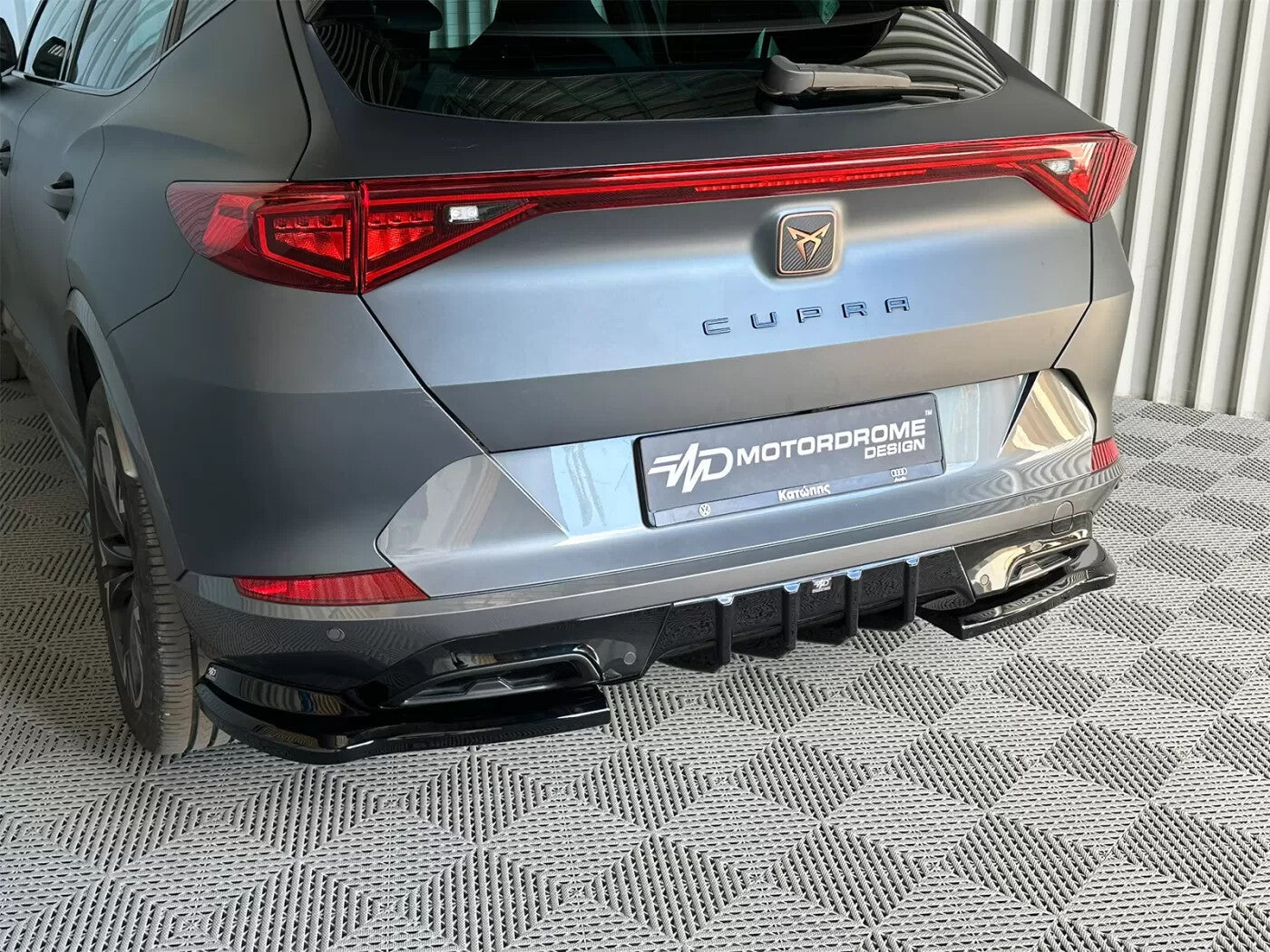 Motordrome Rear Diffuser Splitter V.1 Cupra Formentor Mk1 Facelift Gloss Black