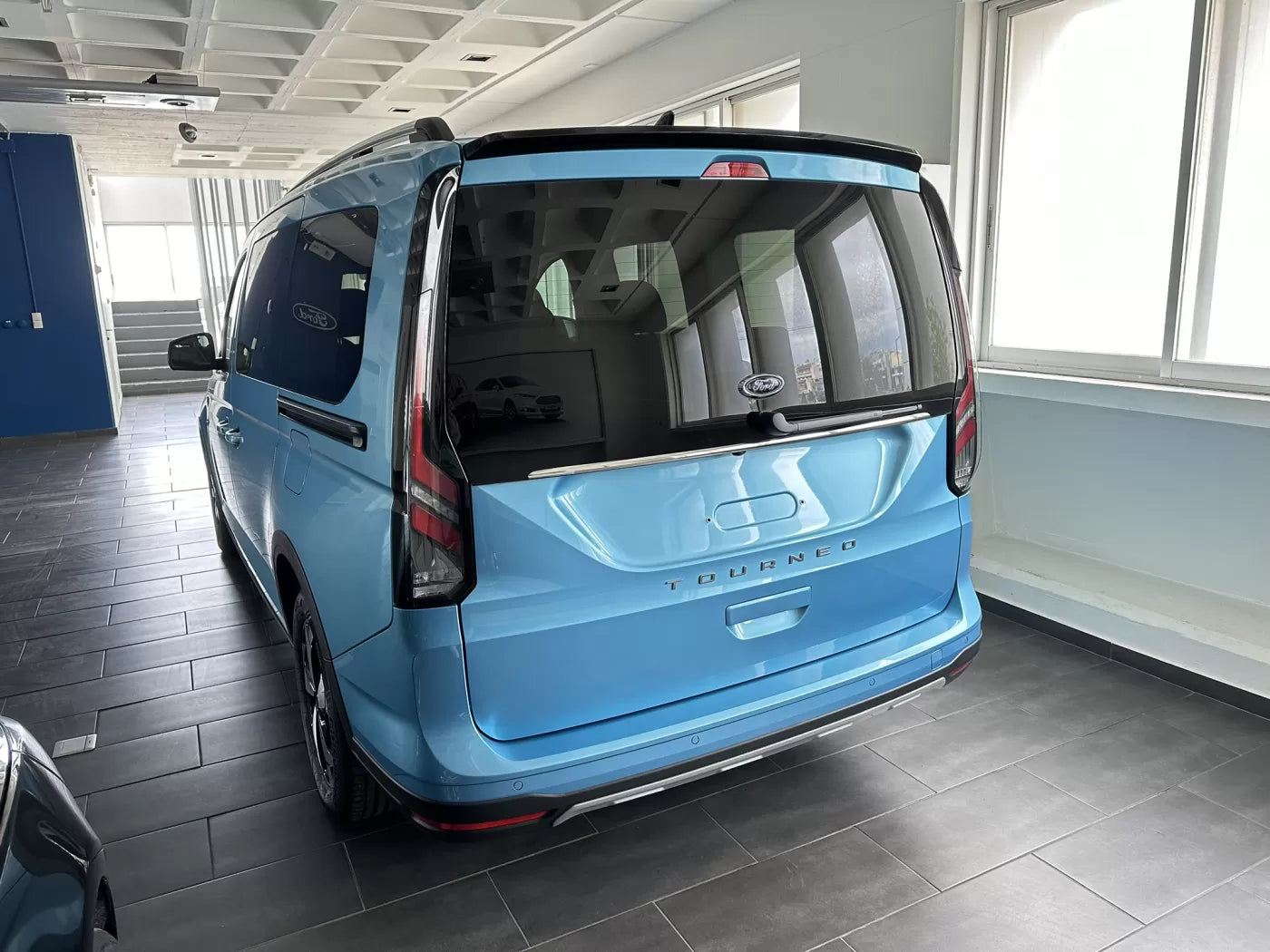 Motordrome Design Rear Wing Roof Spoiler Tailgate Ford Tourneo Connect 3 Mk3 2022- / Volkswagen VW Caddy 5 Mk5 2021-