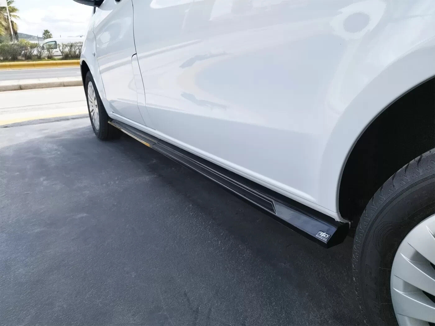 Motordrome Design Side Skirts Extensions Mercedes Vito Long W447 Gloss Black